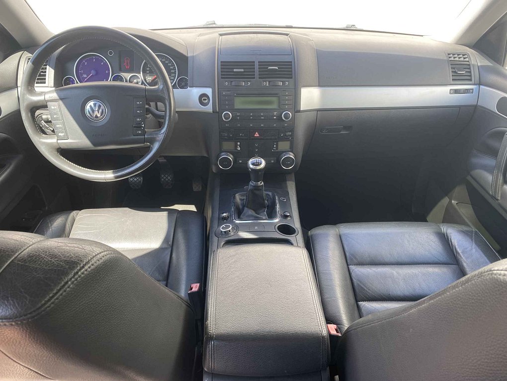 Volkswagen Touareg 2.5 TDi  4x4 R5