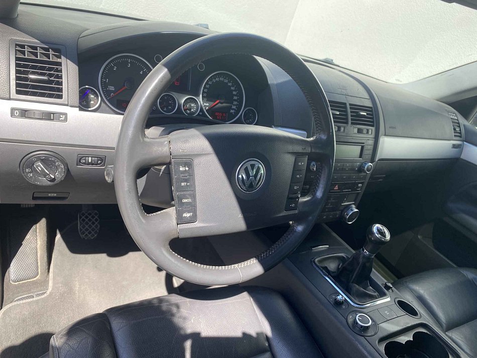 Volkswagen Touareg 2.5 TDi  4x4 R5