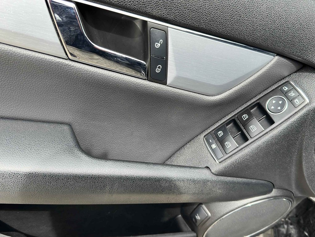Mercedes-Benz Třída C 1.8K  C200
