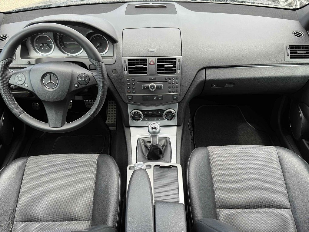 Mercedes-Benz Třída C 1.8K  C200