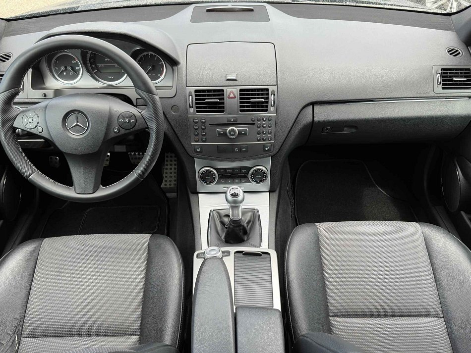 Mercedes-Benz Třída C 1.8K  C200