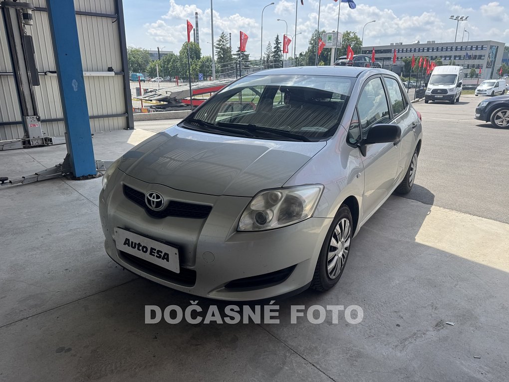 Toyota Auris 1.3 VVT-i 