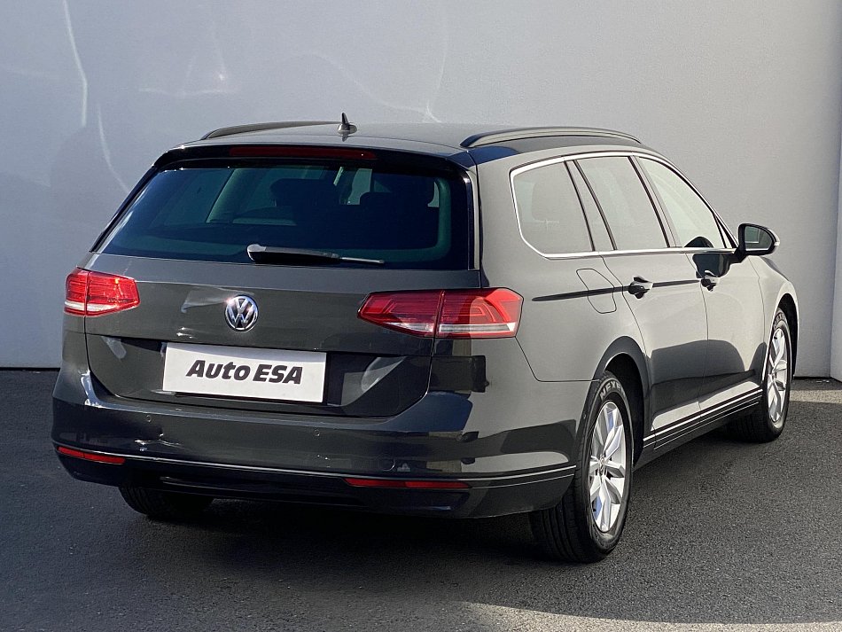 Volkswagen Passat 2.0 TDi Comfortline