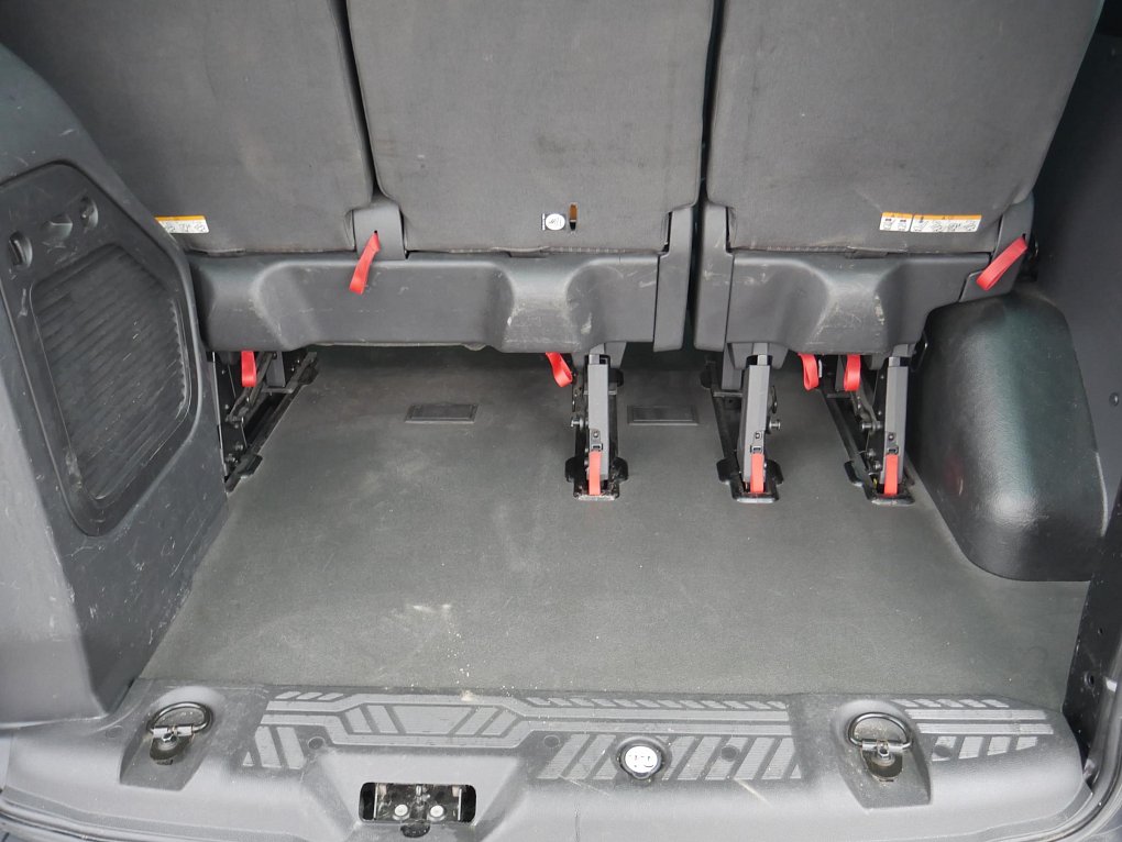 Ford Transit Custom 2.2TDCi Trend 8míst