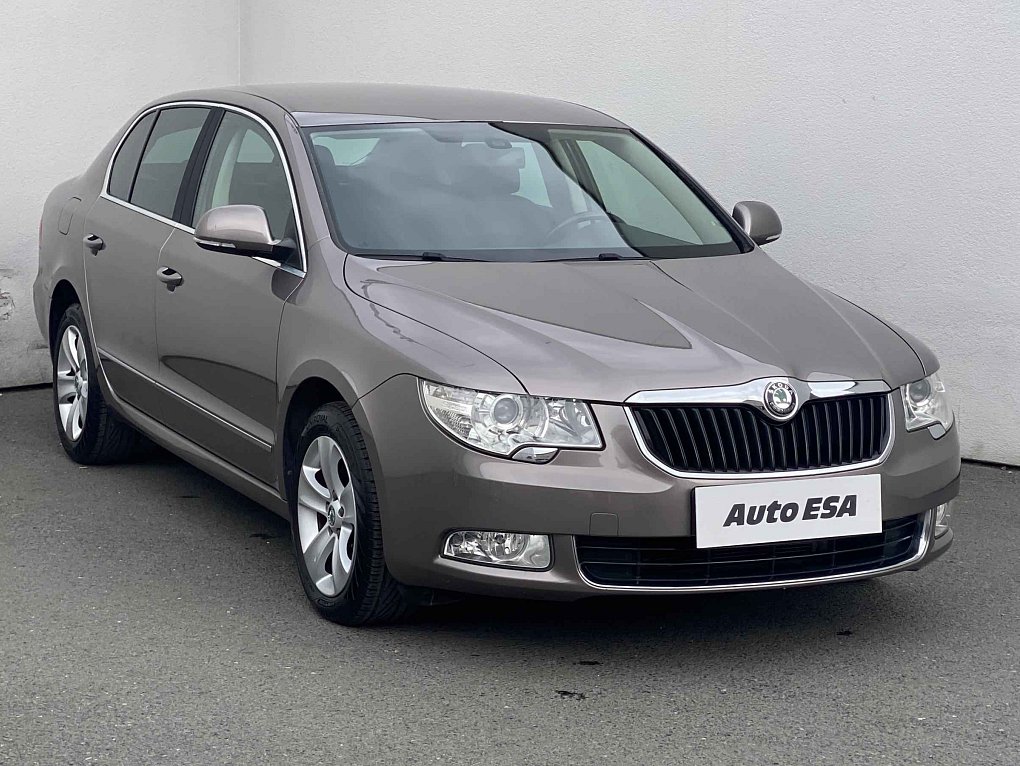 Škoda Superb II 2.0 TDi Ambition
