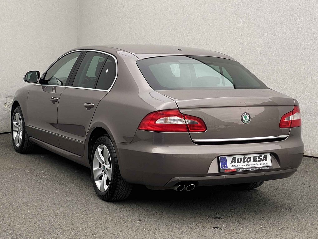 Škoda Superb II 2.0 TDi Ambition