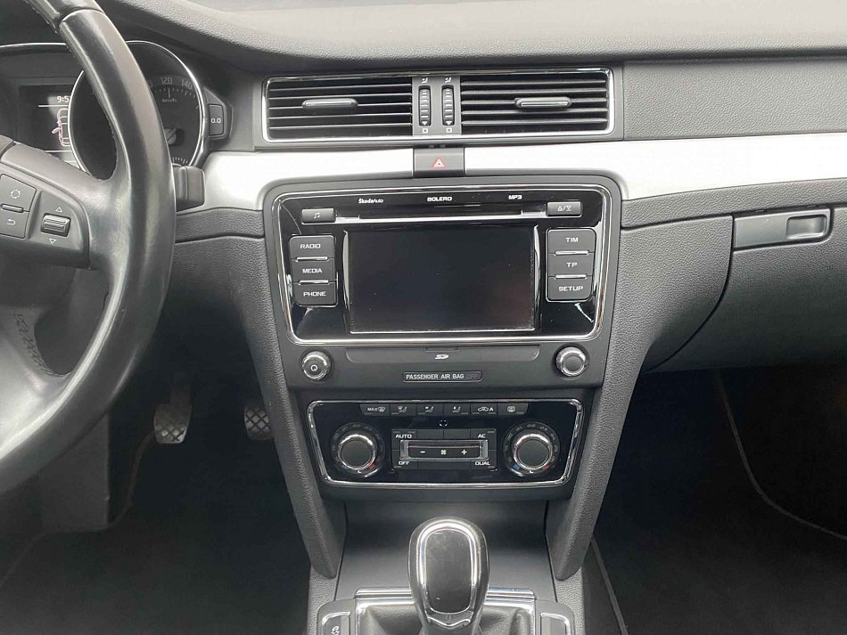 Škoda Superb II 2.0 TDi Ambition