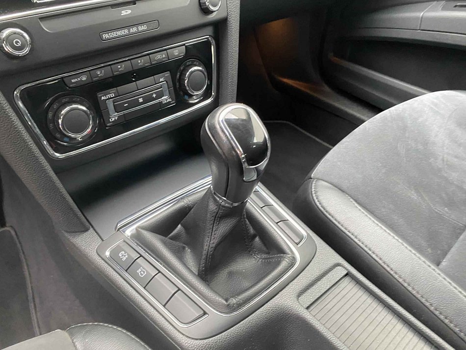 Škoda Superb II 2.0 TDi Ambition