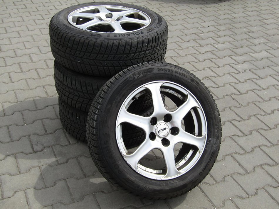 Honda Civic 1.8 V-TEC Sport