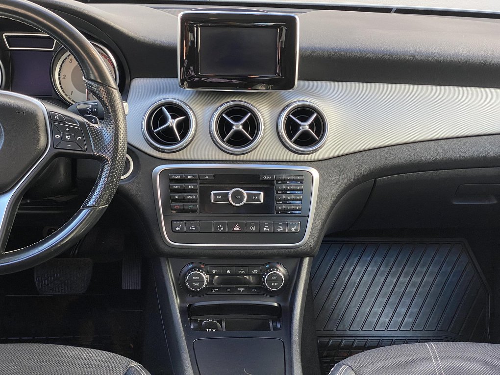Mercedes-Benz GLA 2.2 CDi  220 4Matic