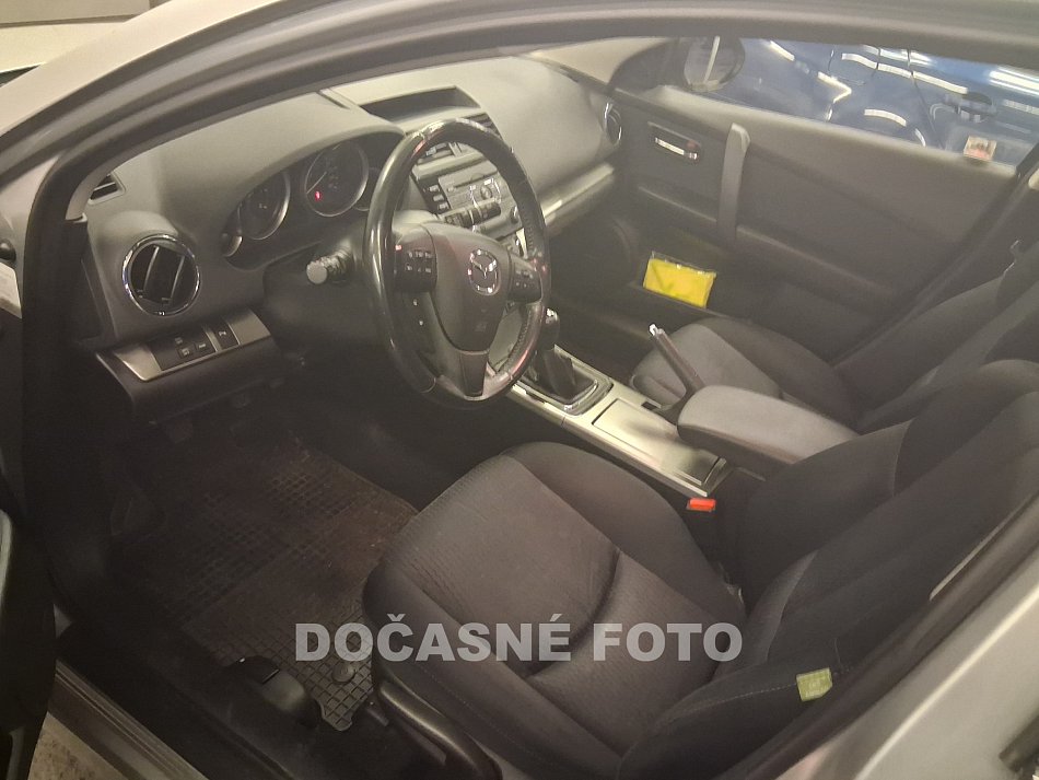 Mazda 6 2.0 i 