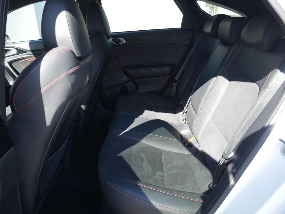 Kia Proceed 1.6 T-GDi 