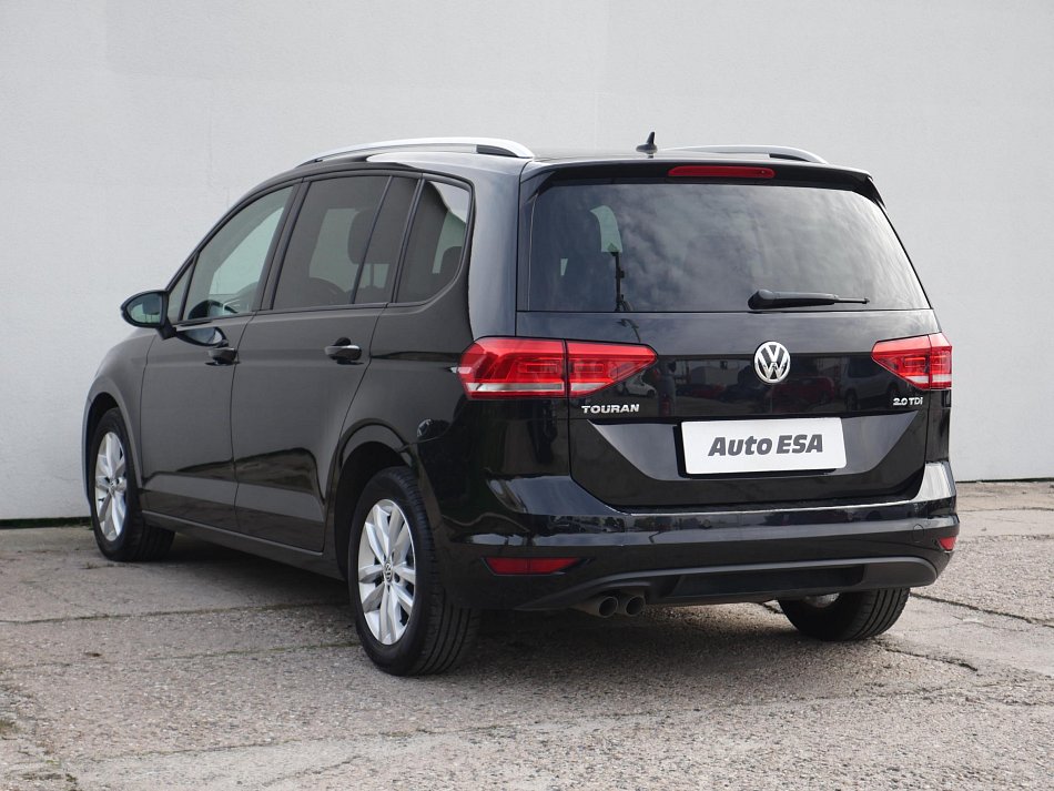 Volkswagen Touran 2.0 TDi 