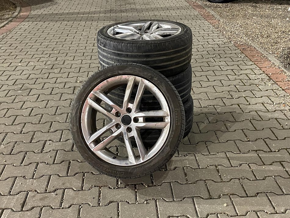 Audi A4 2.0 TDi  Quattro