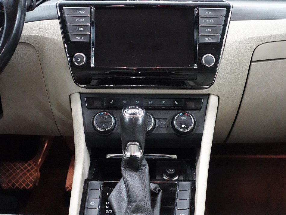 Škoda Superb III 2.0 TDi 