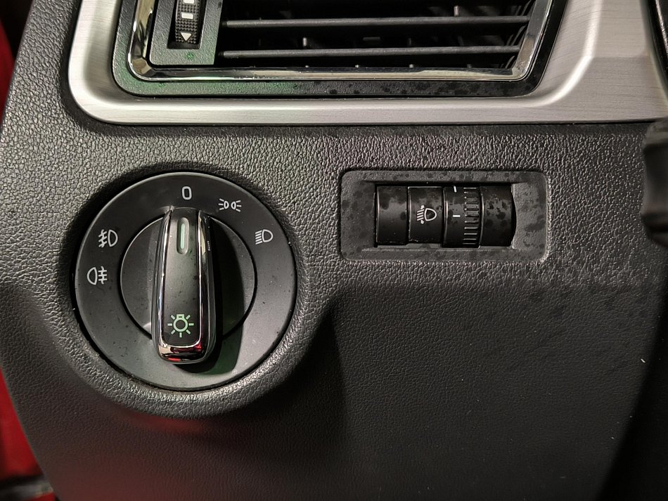 Škoda Rapid 1.4 TSi Elegance