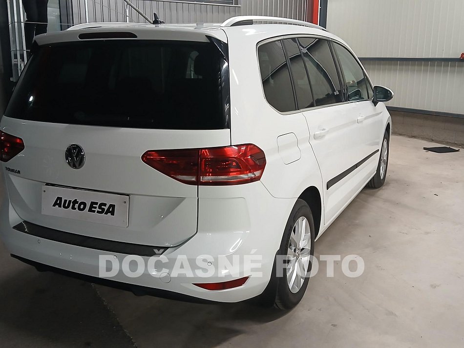 Volkswagen Touran 1.5TSI 