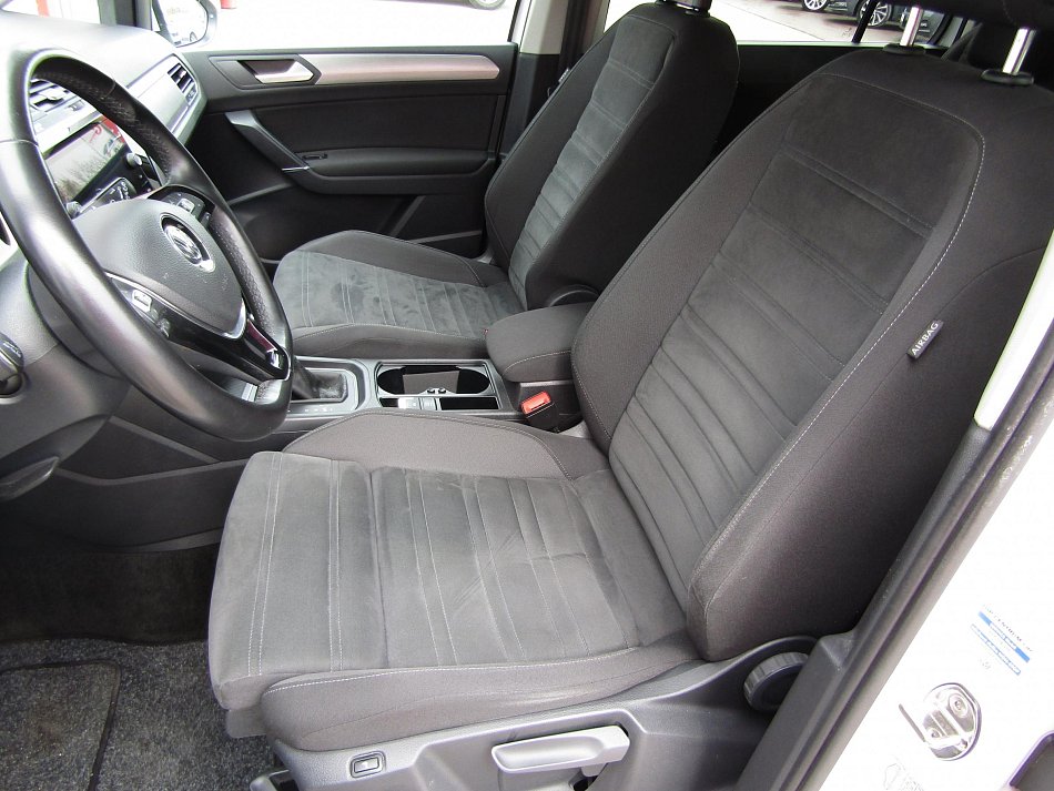 Volkswagen Touran 1.5TSi Comfortline