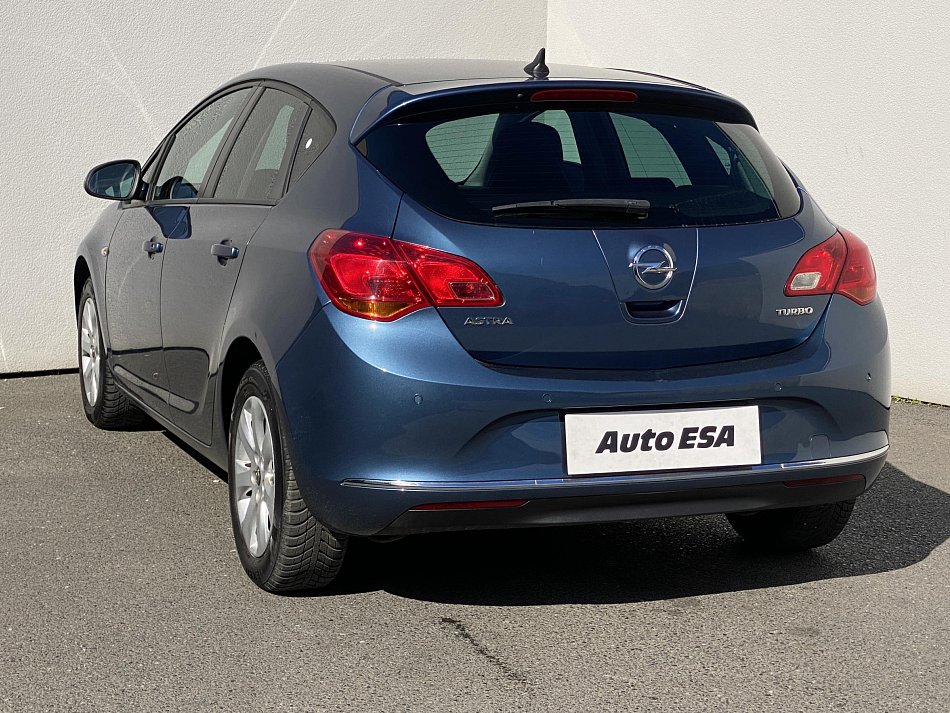 Opel Astra 1.4 T 