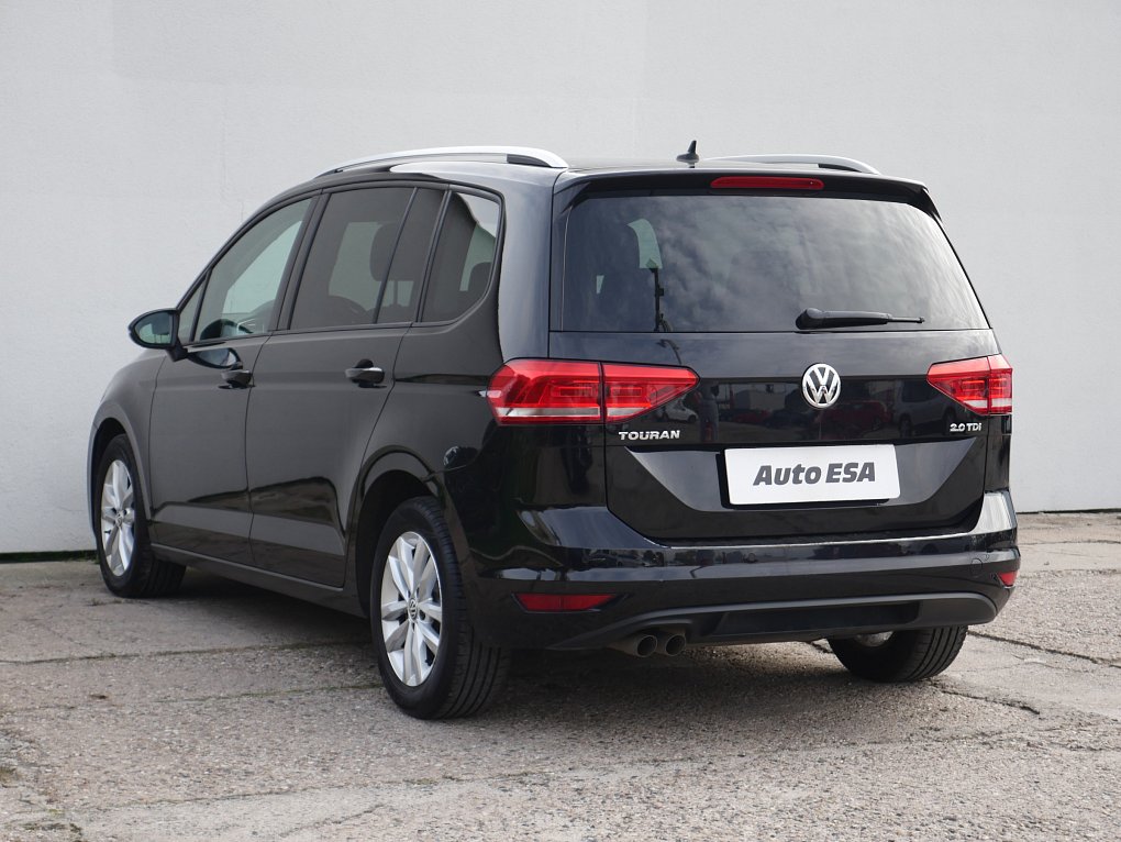 Volkswagen Touran 2.0 TDi 