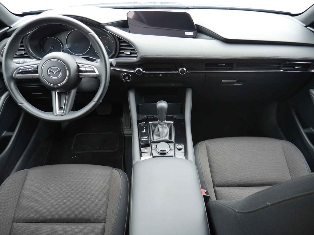 Mazda 3 2.0i 