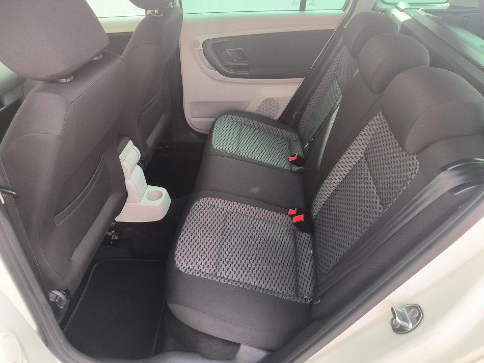 Škoda Fabia II 1.2 TSI Ambition