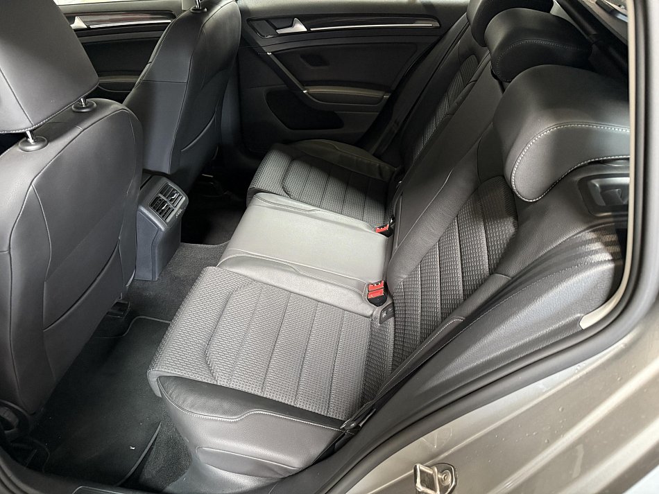 Volkswagen Golf 1.4 TSi Highline