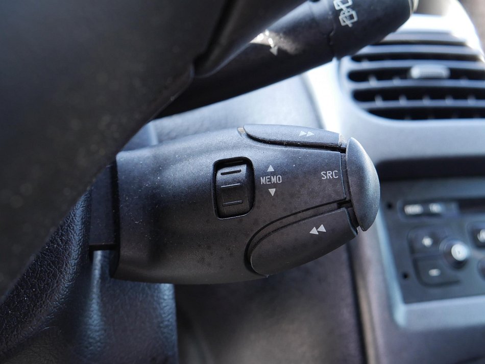 Peugeot 206 1.6i 
