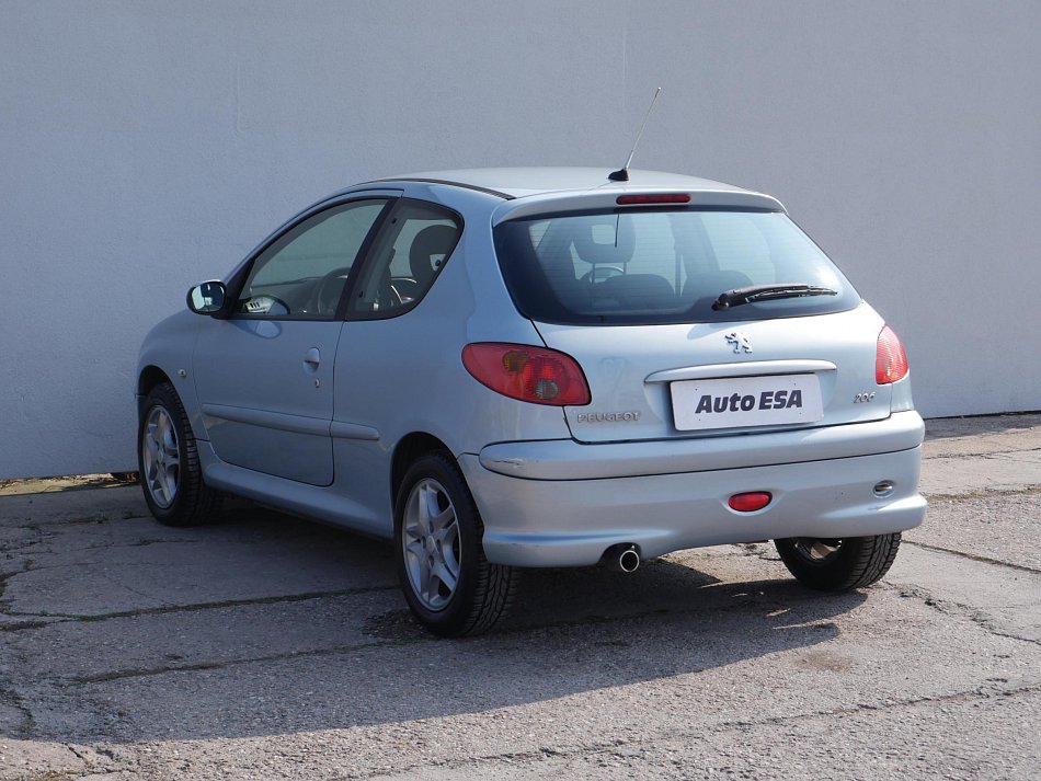 Peugeot 206 1.6i 