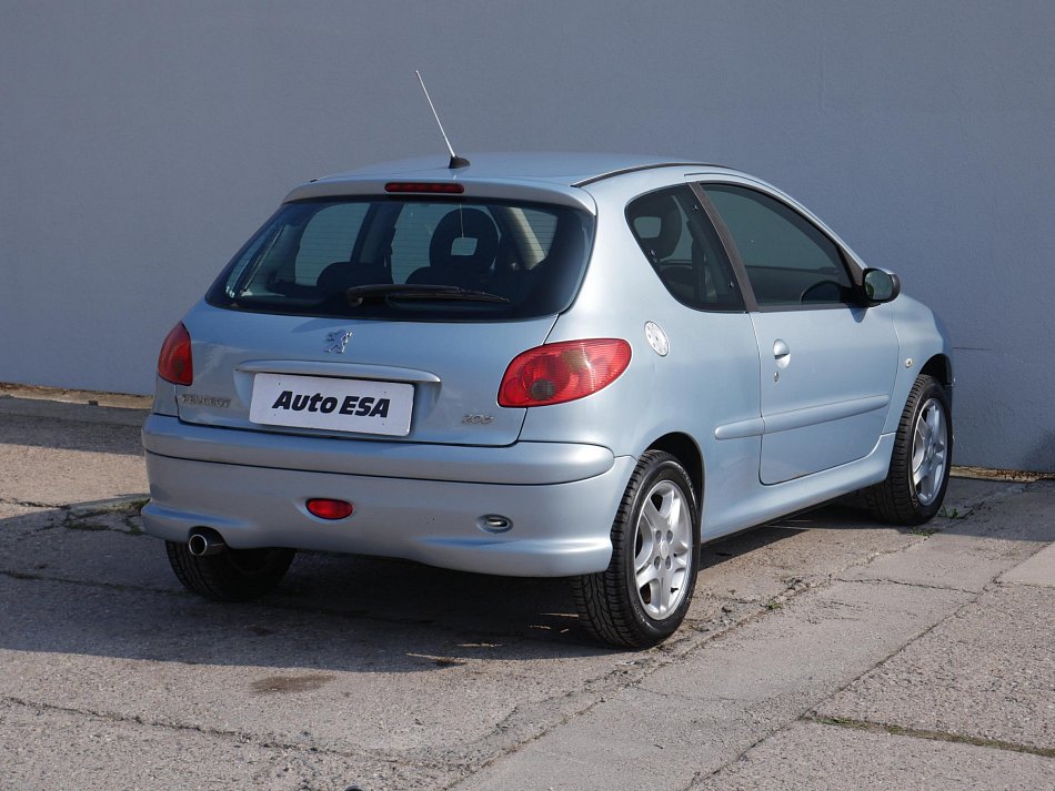 Peugeot 206 1.6i 