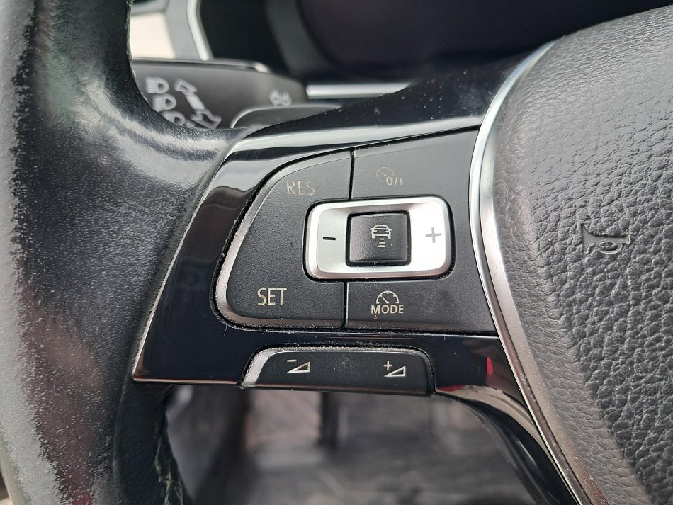Volkswagen Passat 2.0TDi 