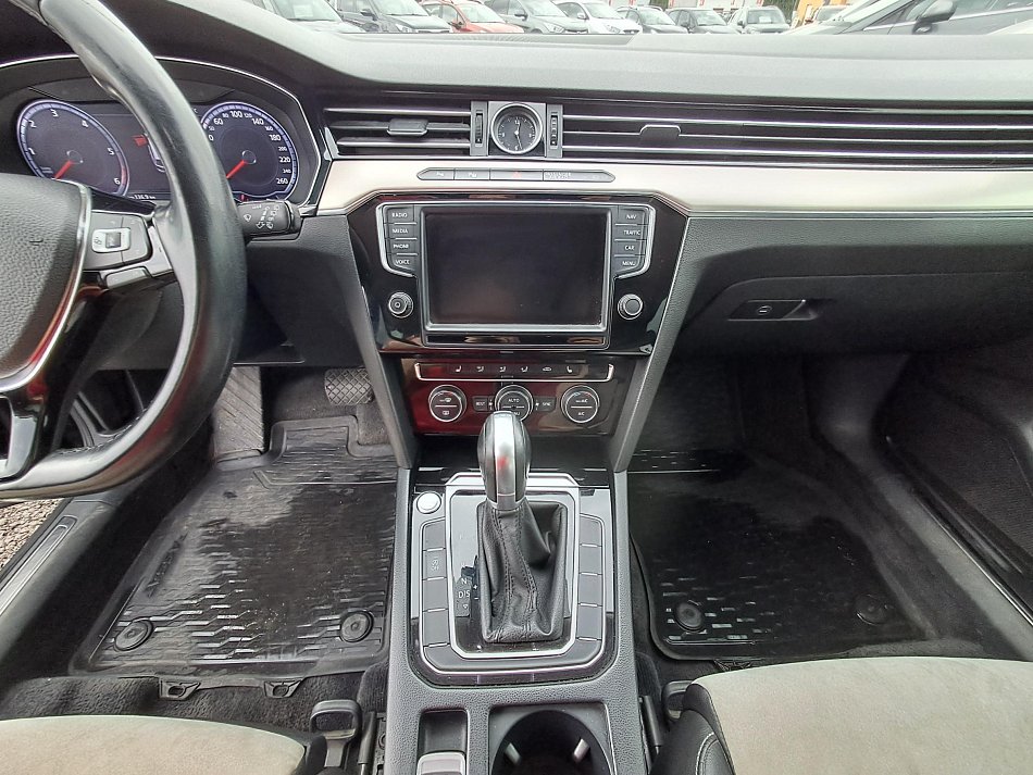 Volkswagen Passat 2.0TDi 