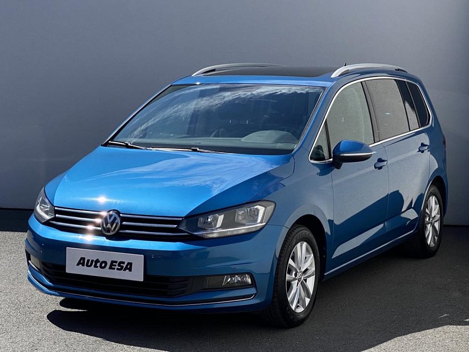 Volkswagen Touran 1.5 TSI 