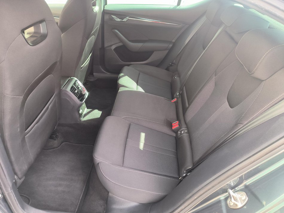 Škoda Octavia IV 2.0 TDi 