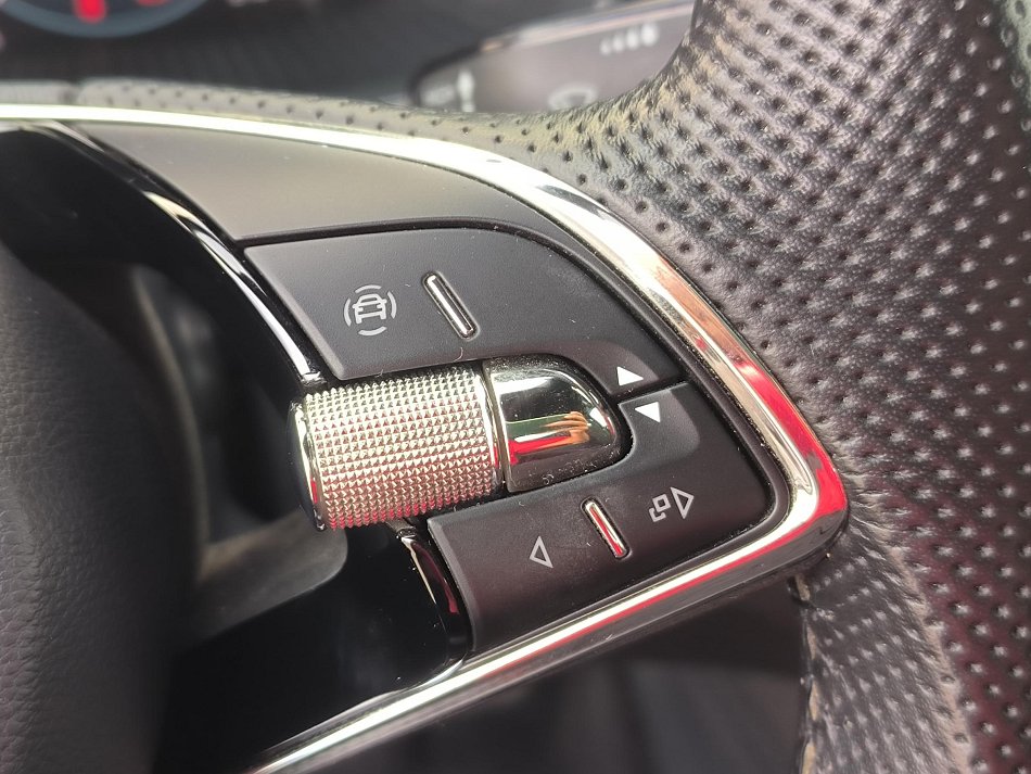 Škoda Octavia IV 2.0 TDi 