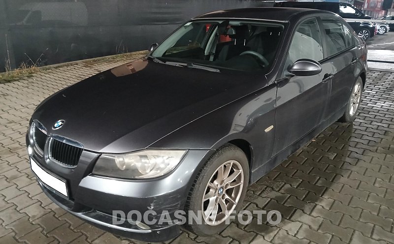 BMW Řada 3 2.0 i 