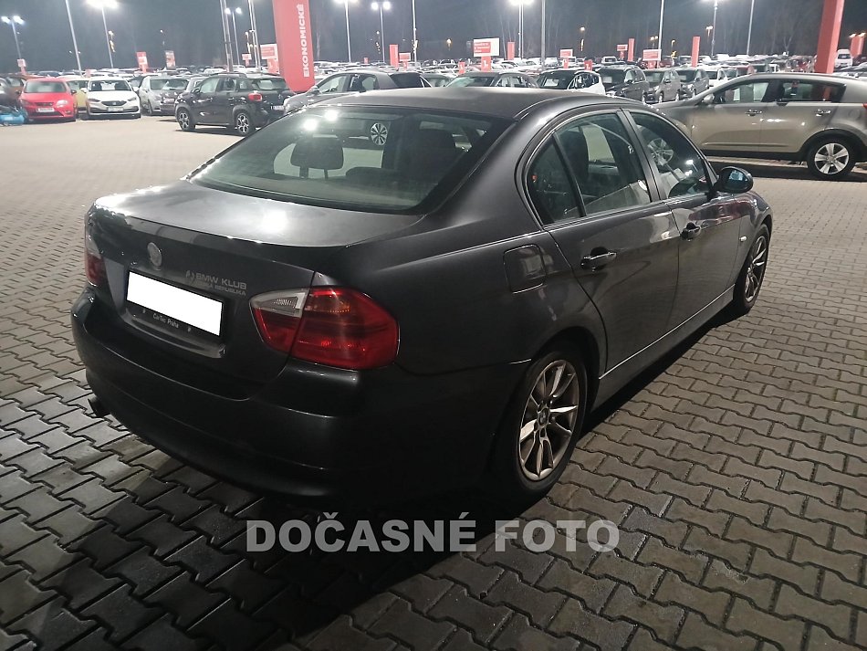 BMW Řada 3 2.0 i 