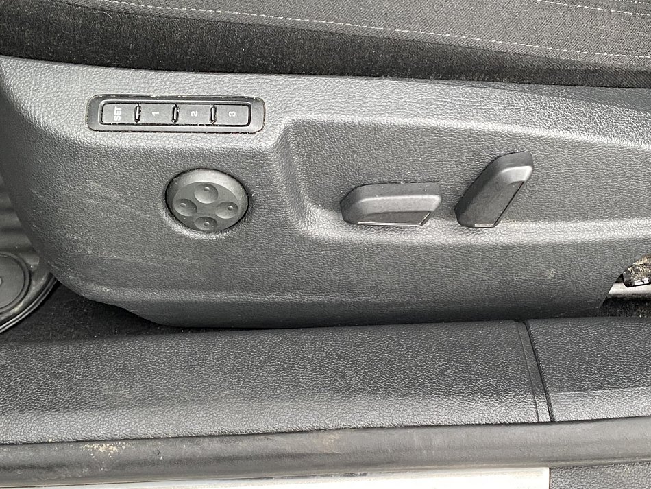 Škoda Superb II 2.0 TDi Elegance