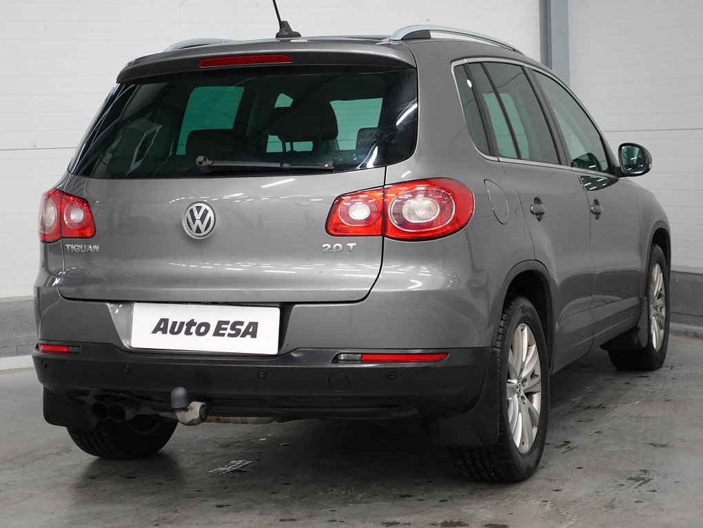 Volkswagen Tiguan 2.0TSi  4x4