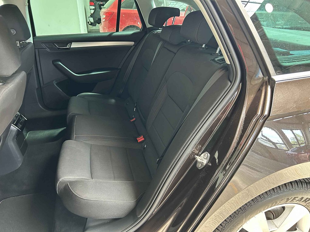 Škoda Superb III 2.0 TDi Ambition