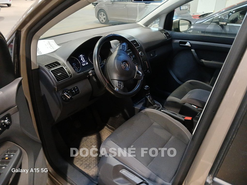 Volkswagen Touran 1.6 TDi 