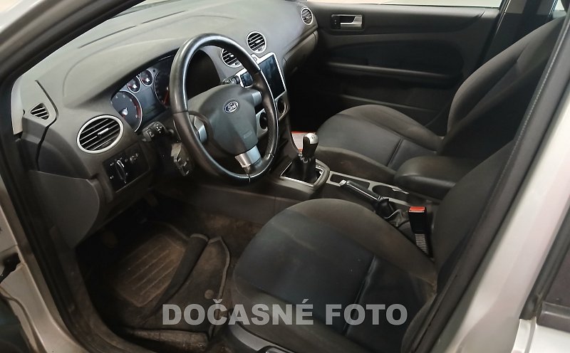 Ford Focus 1.6i 