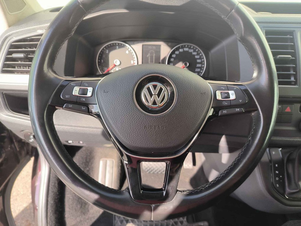 Volkswagen Caravelle 2.0TDi  L2 8míst