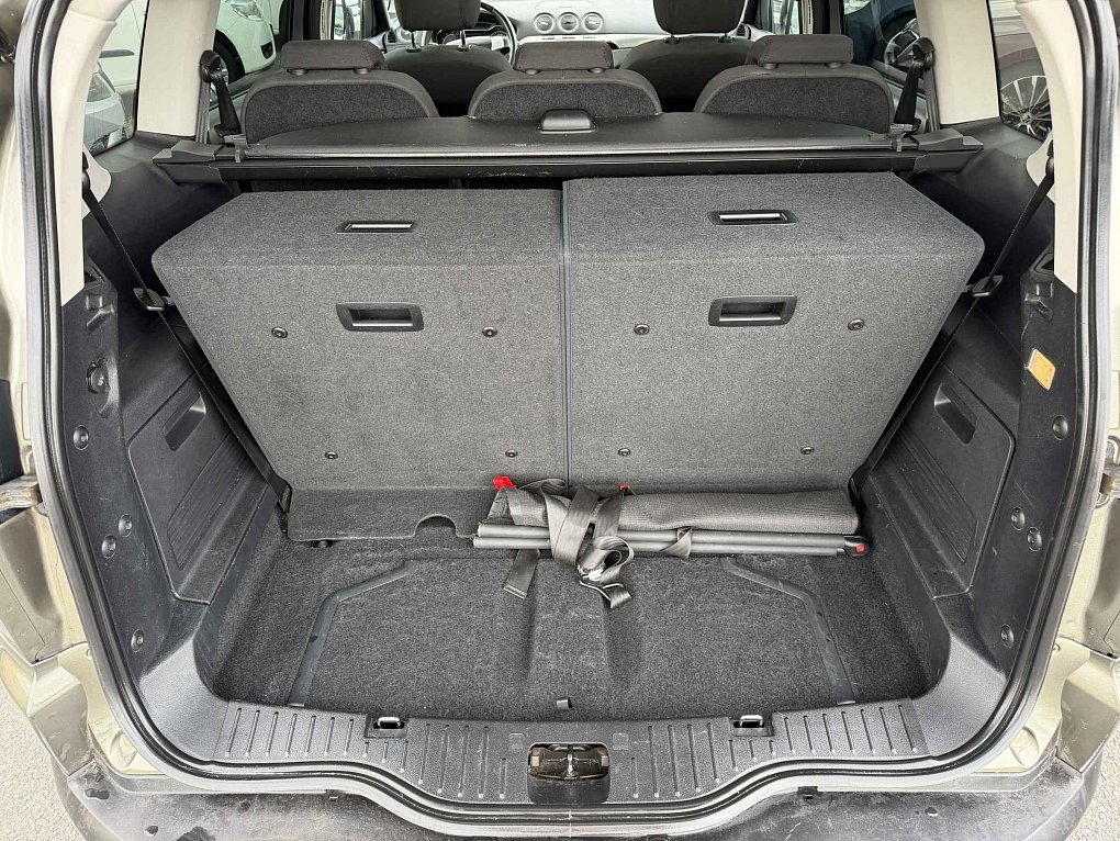 Ford S-MAX 2.2 TDCi Titanium