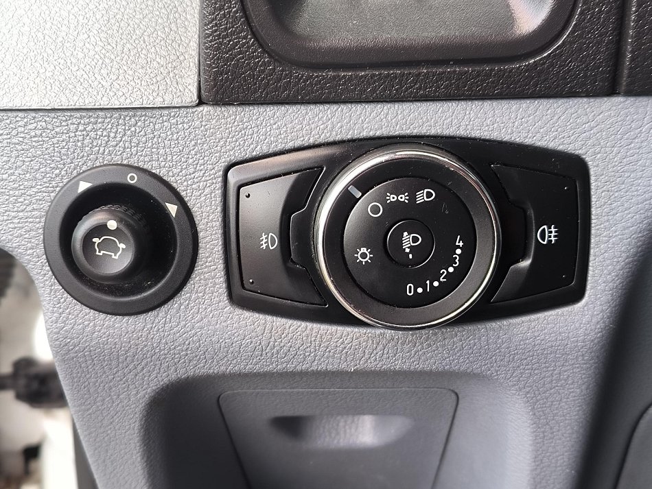 Ford Transit 2.0TDCi Trend L3H3 CHLADÍCÍ