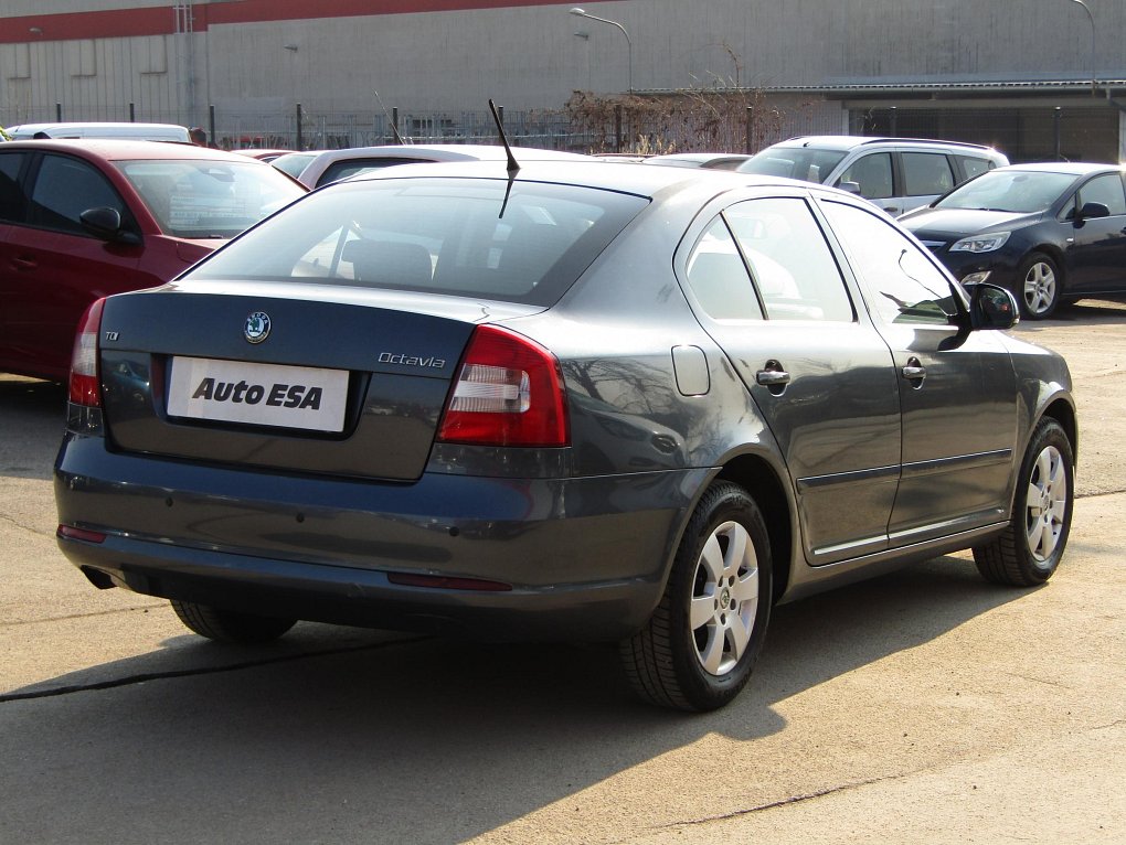 Škoda Octavia II 1.6 TDi Ambition