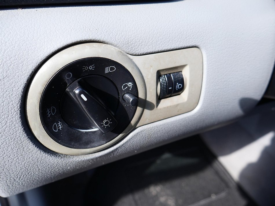 Škoda Octavia 1.6i 