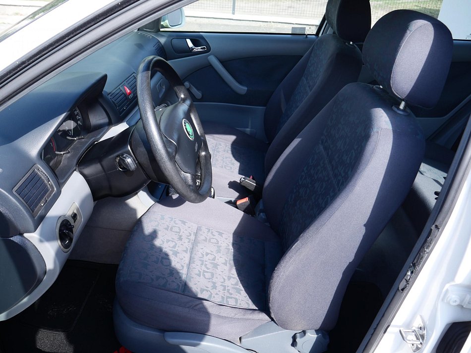 Škoda Octavia 1.6i 