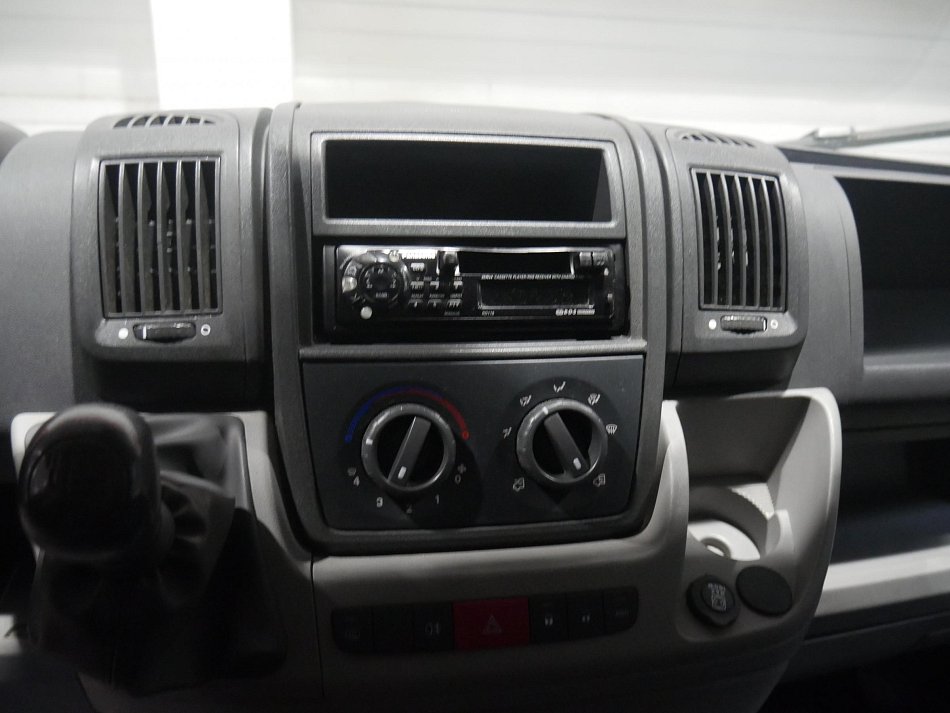 Peugeot Boxer 2.2HDi  L3H2