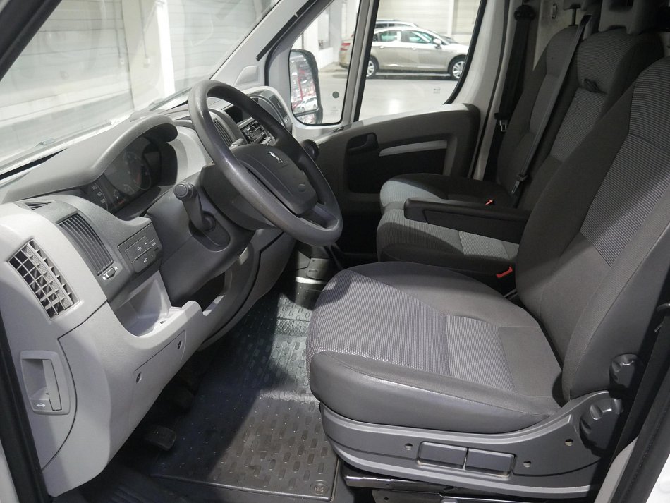 Peugeot Boxer 2.2HDi  L3H2